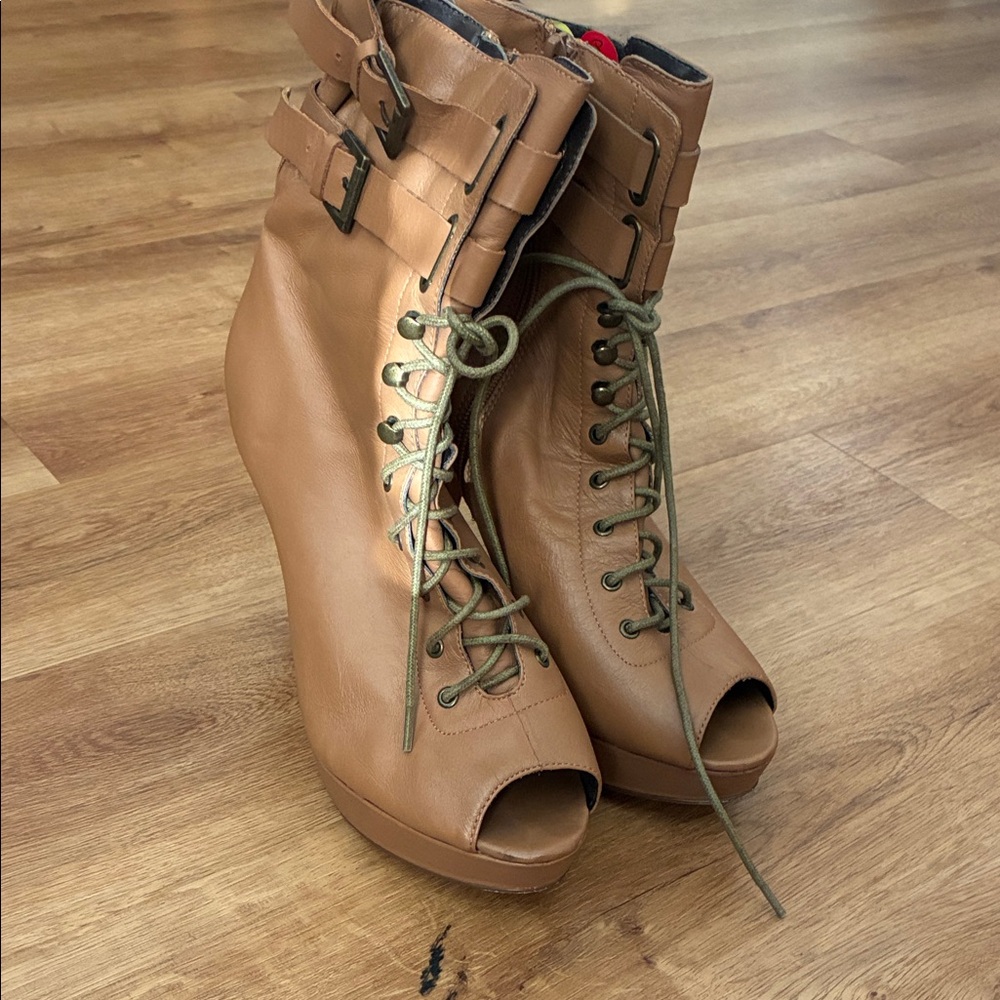Kelsi Dagger Tan Lace-Up Peep-Toe Boots‎